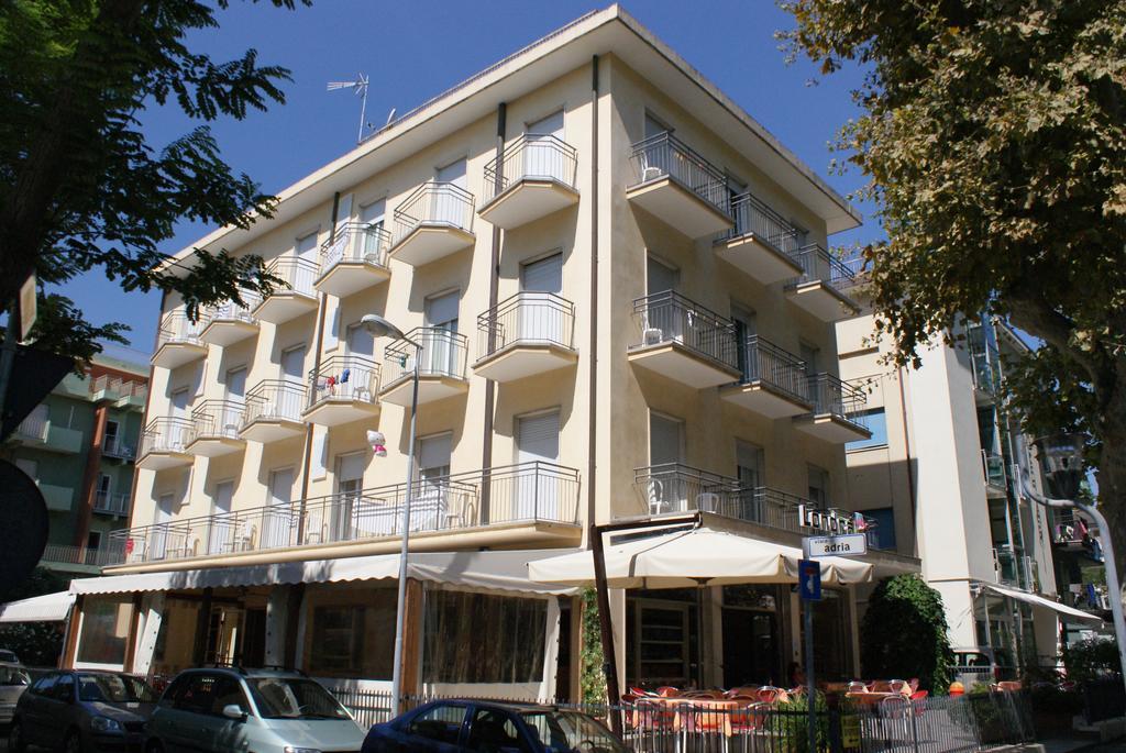 Pensione Londra Rimini Exteriör bild